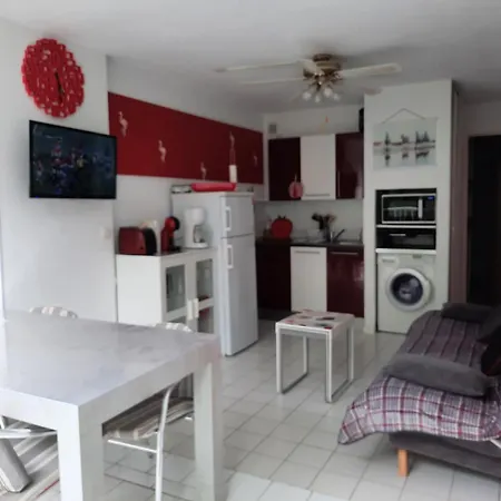 P2 Tres Lumineux * La Grande Motte